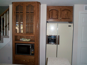 Custom Oak Kitchenette